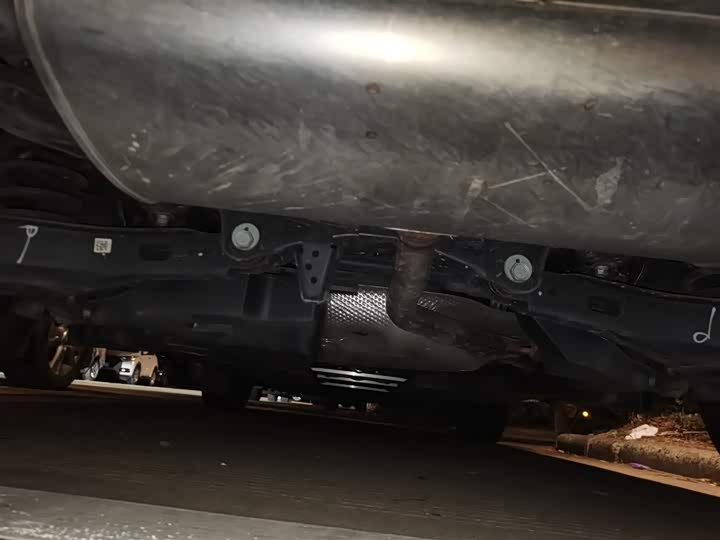 Фото 25 - Toyota C-HR