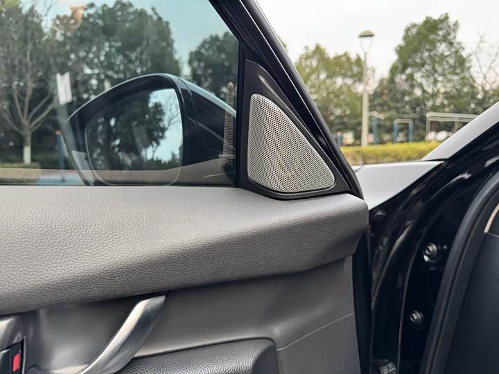 Фото 7 - Honda Accord