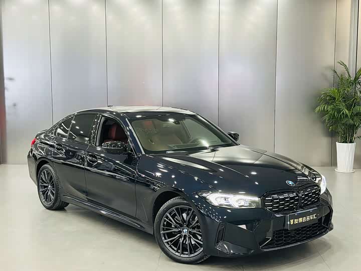 Фото 2 - BMW 3 Series