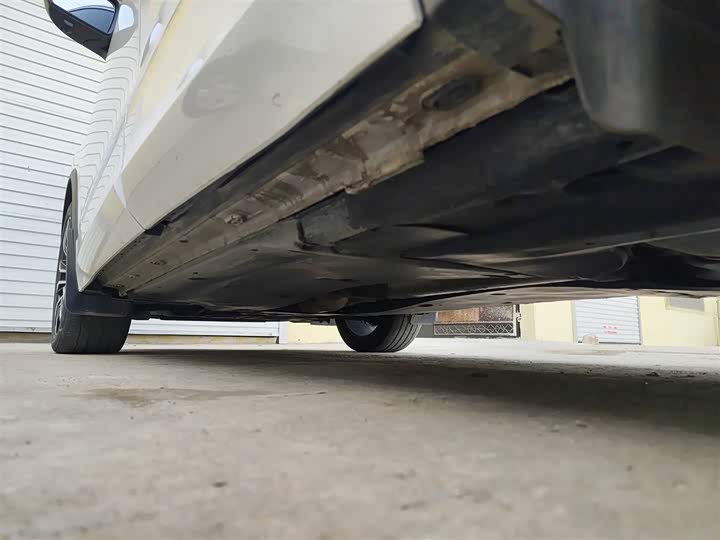 Фото 22 - Volkswagen Tiguan L Pro