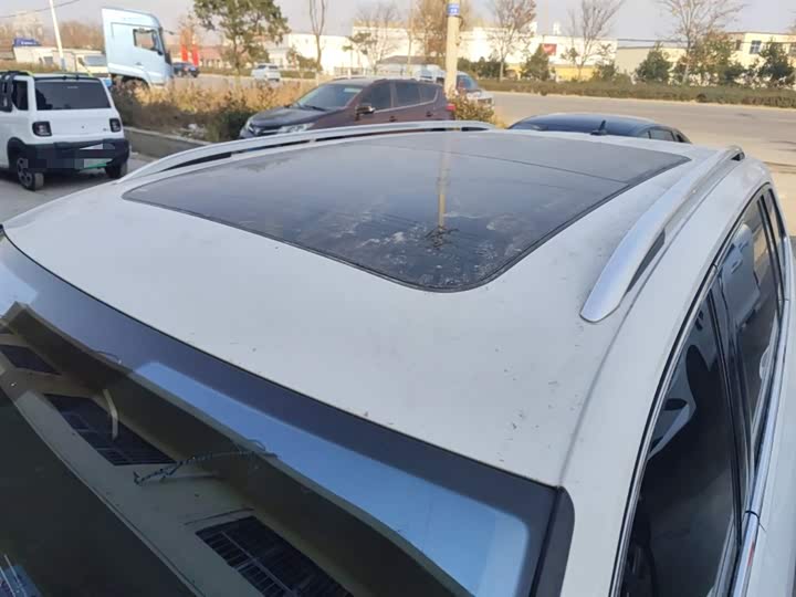 Фото 27 - Volkswagen Tiguan L Pro