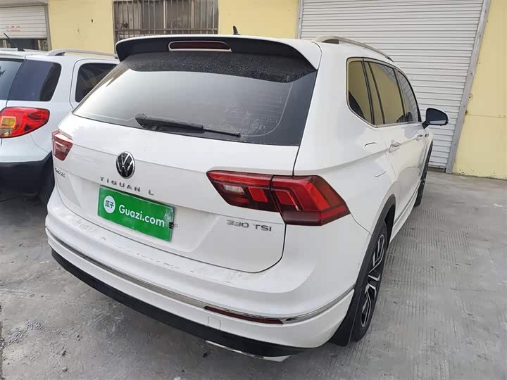 Фото 7 - Volkswagen Tiguan L Pro