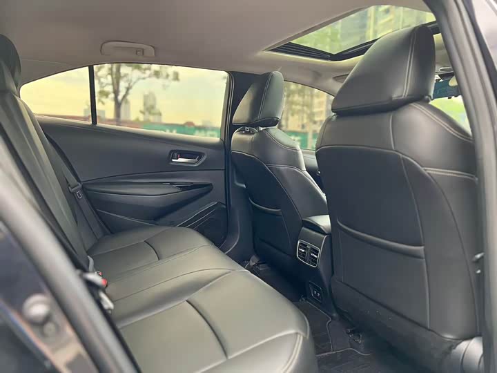 Фото 12 - Toyota Allion