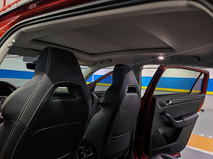 Фото 7 - Skoda Kodiaq GT