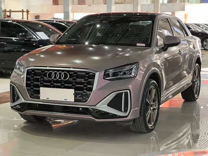 Фото 1 - Audi Q2L