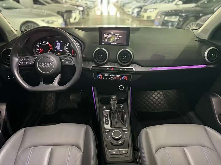 Фото 7 - Audi Q2L