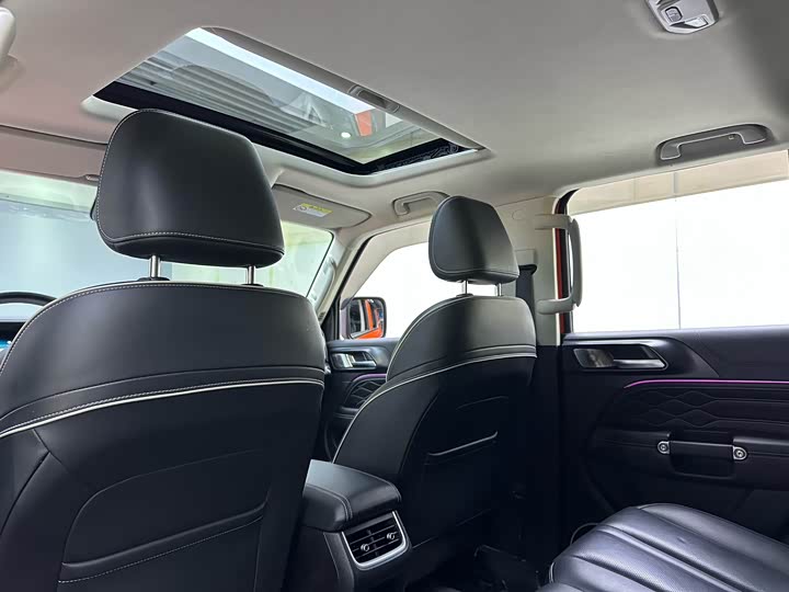 Фото 18 - Tank 300