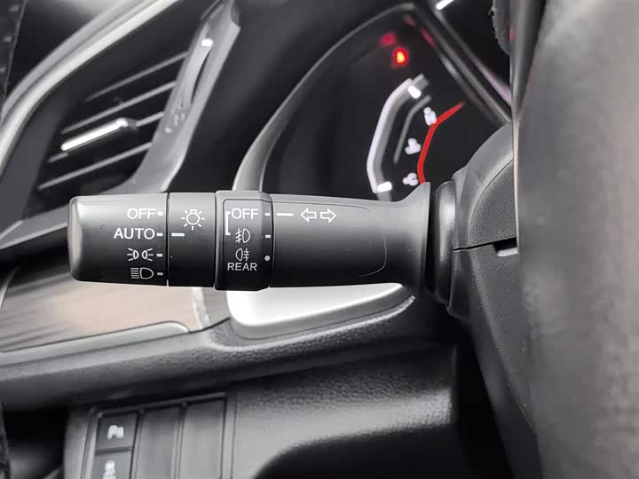 Фото 21 - Honda Civic