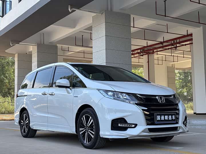 Фото 3 - Honda Odyssey