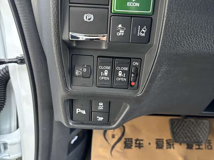 Фото 9 - Honda Odyssey