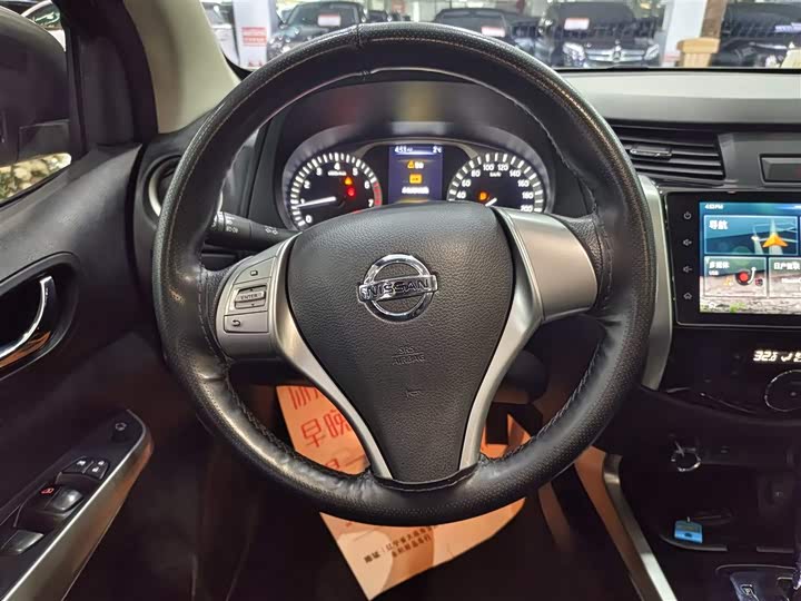 Фото 13 - Nissan Terra