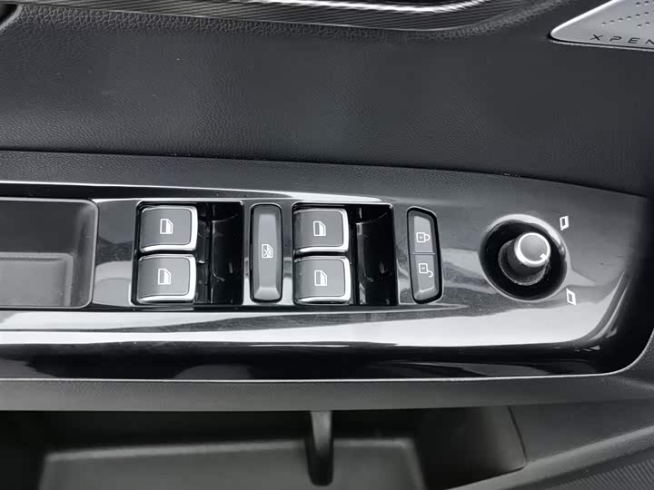 Фото 9 - XPeng G3