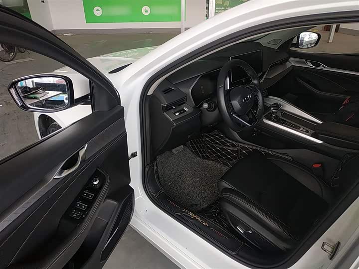 Фото 16 - Geely Preface