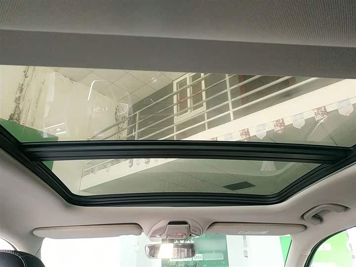 Фото 18 - Geely Preface