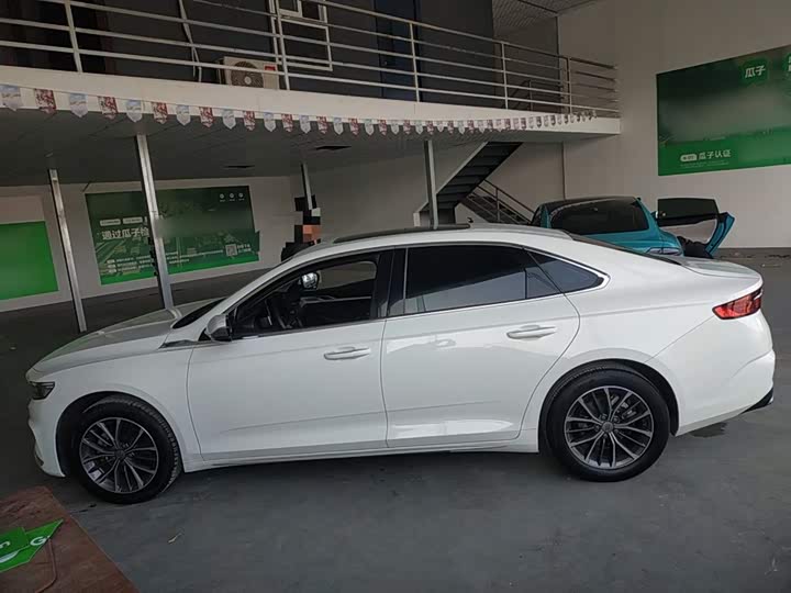 Фото 5 - Geely Preface