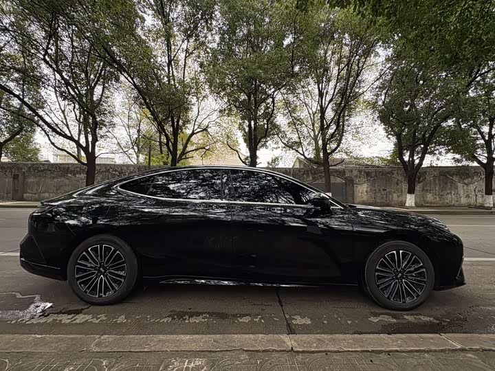 Фото 4 - Geely Galaxy Starshine 8 EM-i