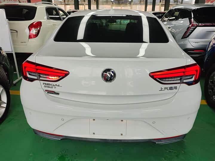 Фото 6 - Buick Regal