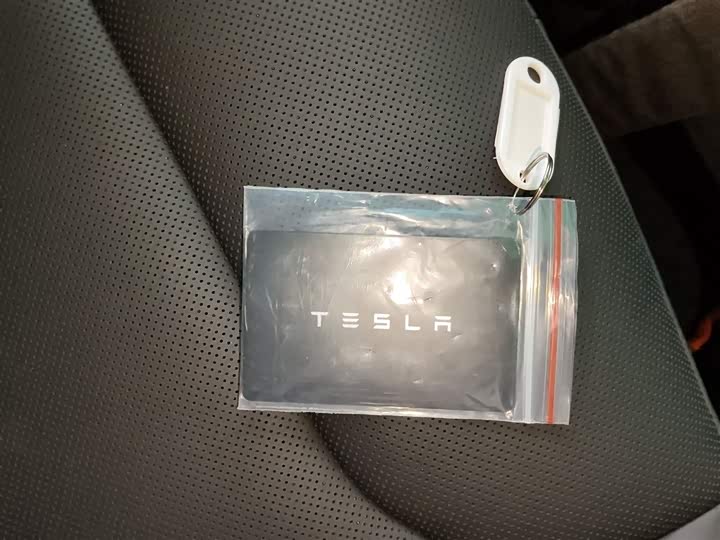 Фото 9 - Tesla Model Y