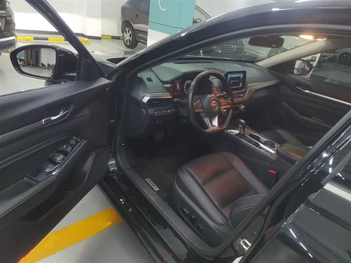 Фото 16 - Nissan Teana