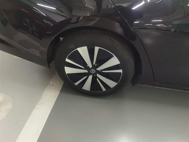 Фото 26 - Nissan Teana