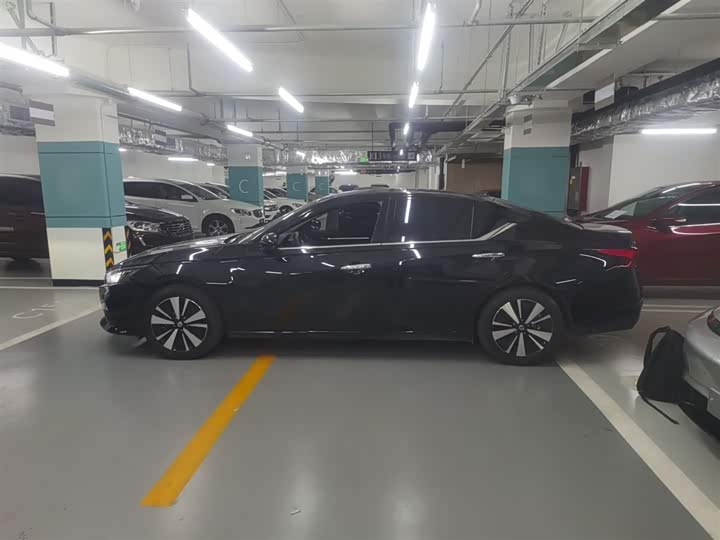 Фото 5 - Nissan Teana