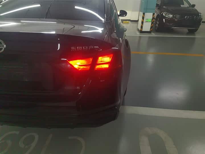 Фото 8 - Nissan Teana