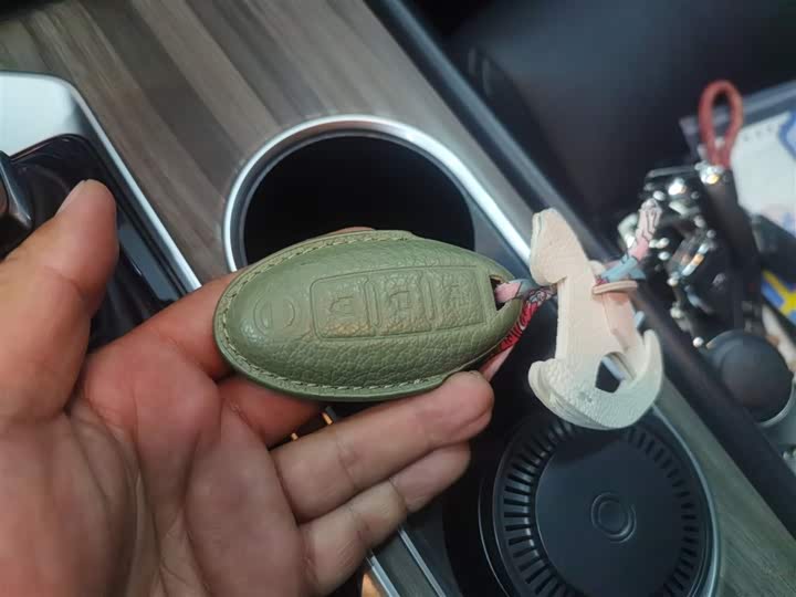 Фото 9 - Nissan Teana