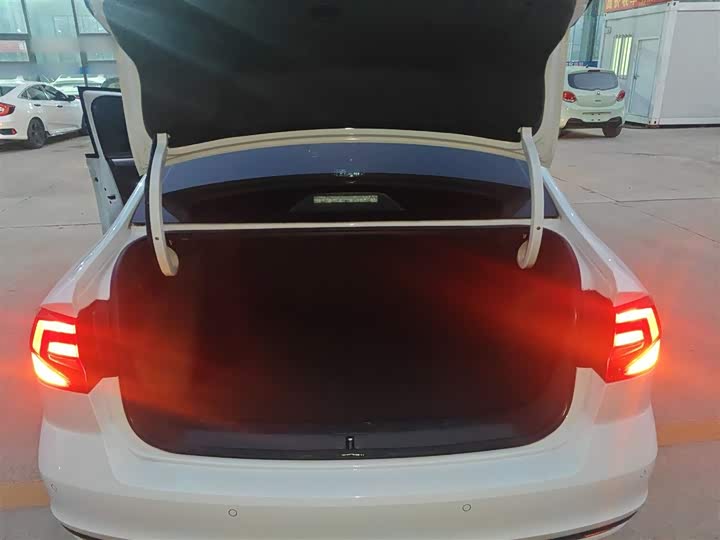 Фото 19 - Volkswagen Bora