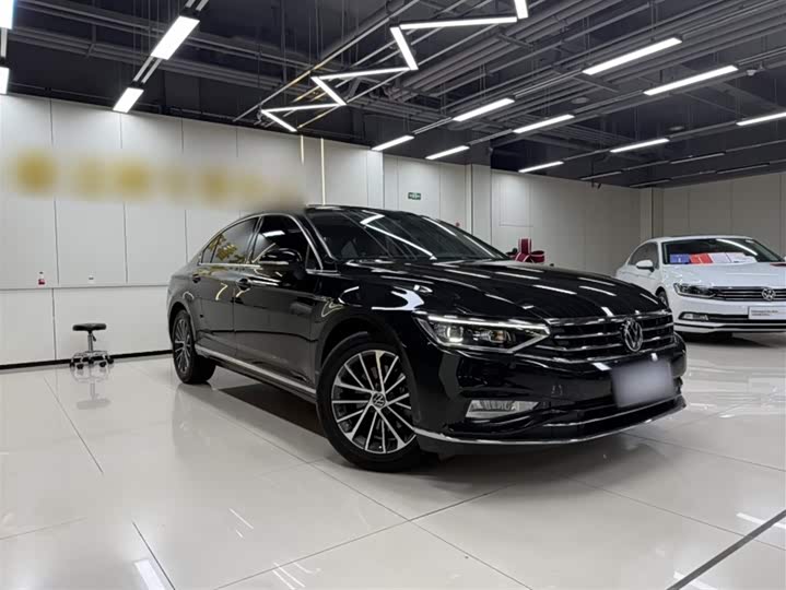 Фото 4 - Volkswagen Magotan