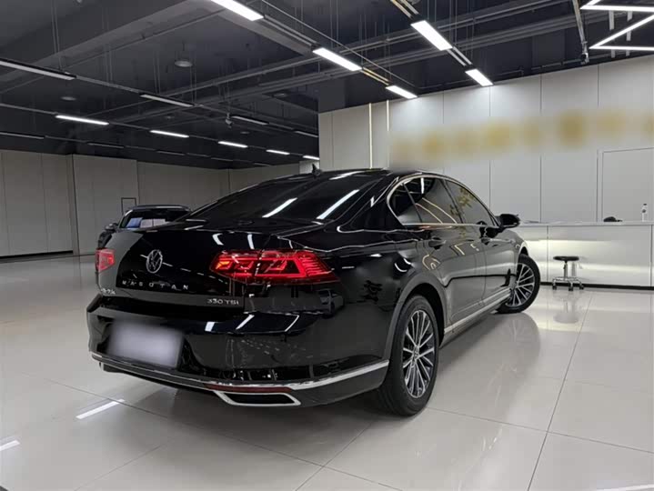 Фото 7 - Volkswagen Magotan