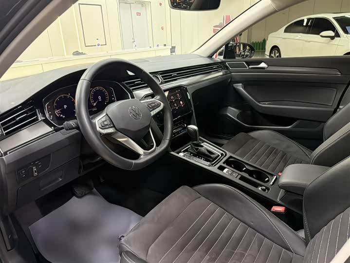 Фото 9 - Volkswagen Magotan