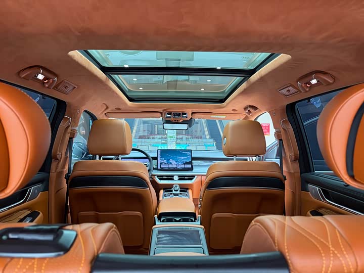 Фото 18 - Tank 500