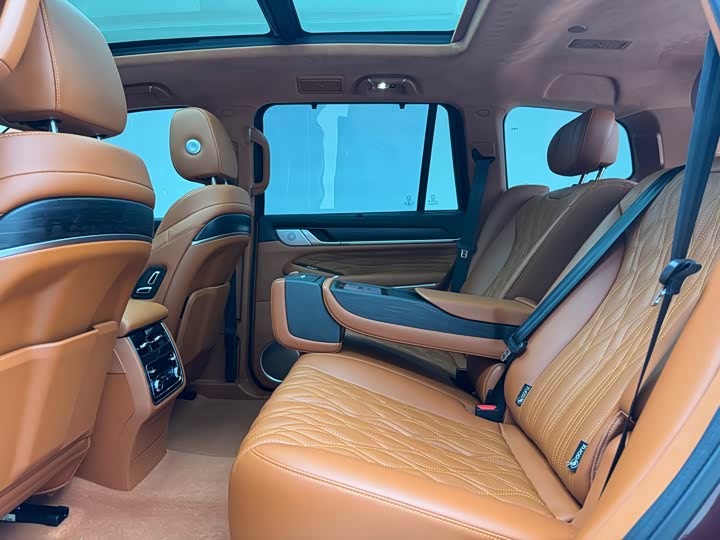 Фото 7 - Tank 500