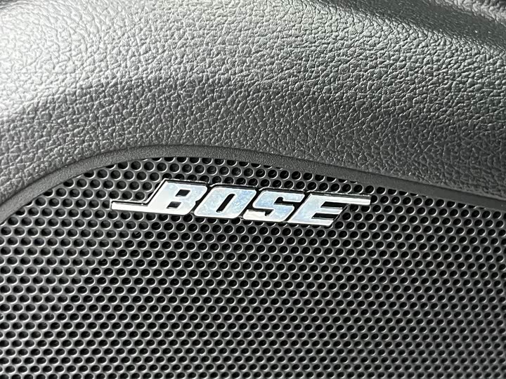 Фото 10 - Audi Q2L