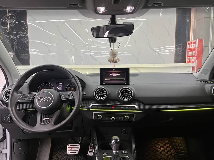 Фото 7 - Audi Q2L
