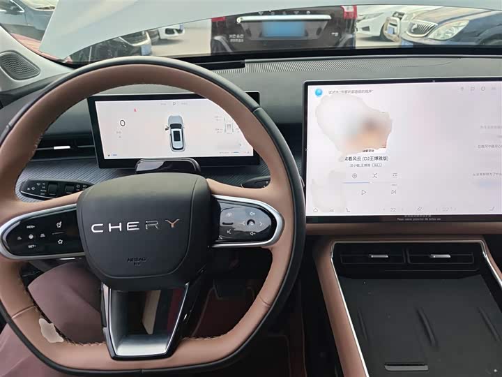 Фото 10 - Chery Tiggo 8L