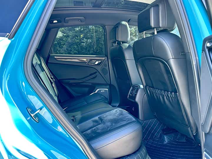 Фото 21 - Porsche Macan