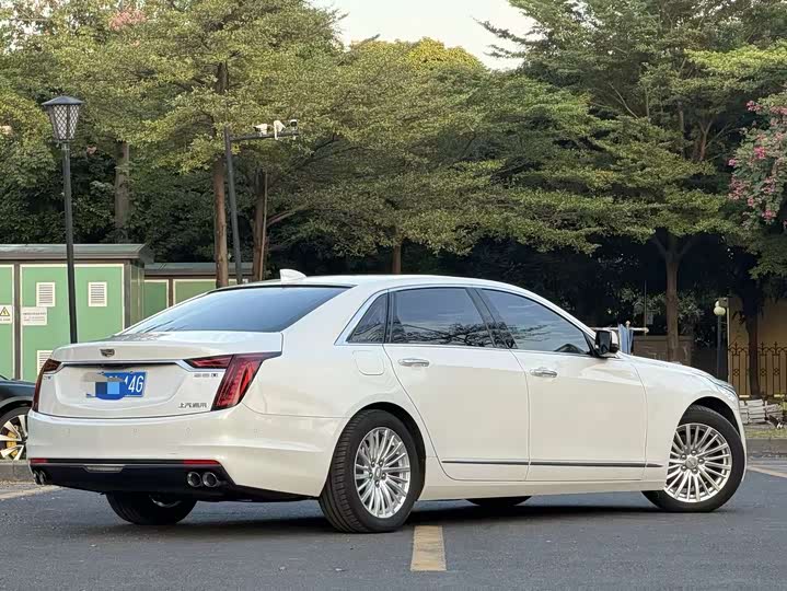 Фото 6 - Cadillac CT6