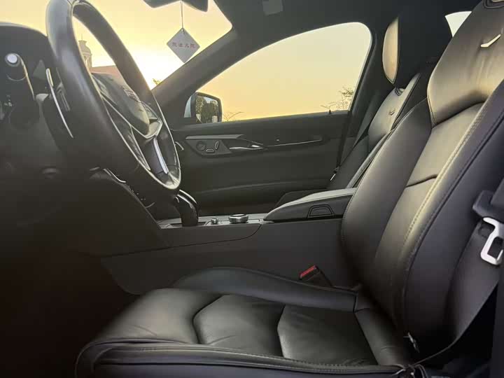 Фото 8 - Cadillac CT6