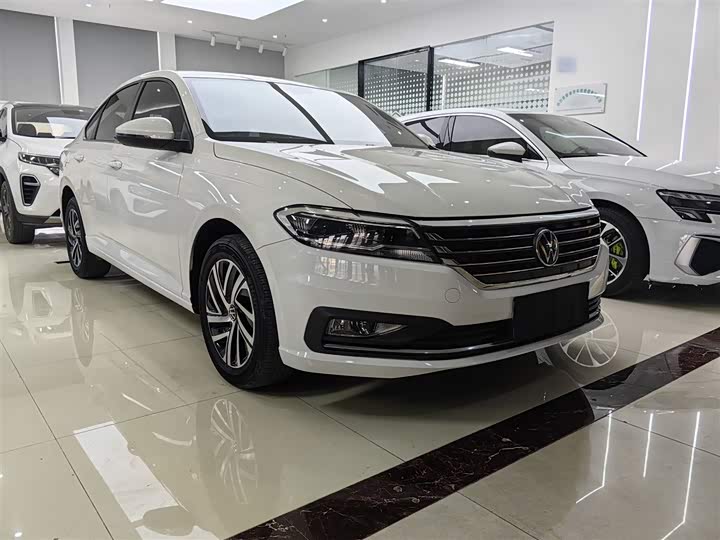 Фото 11 - Volkswagen Lavida