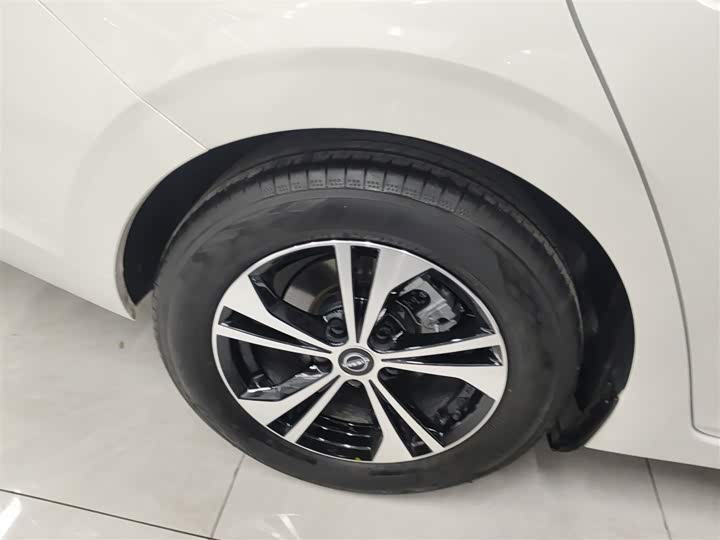 Фото 26 - Nissan Sylphy