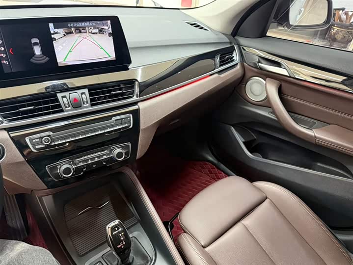 Фото 12 - BMW X1