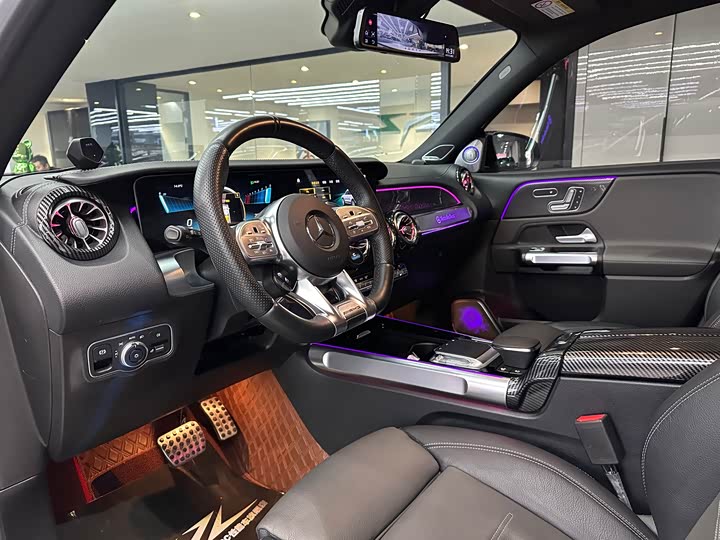 Фото 5 - Mercedes-Benz GLB-Class AMG