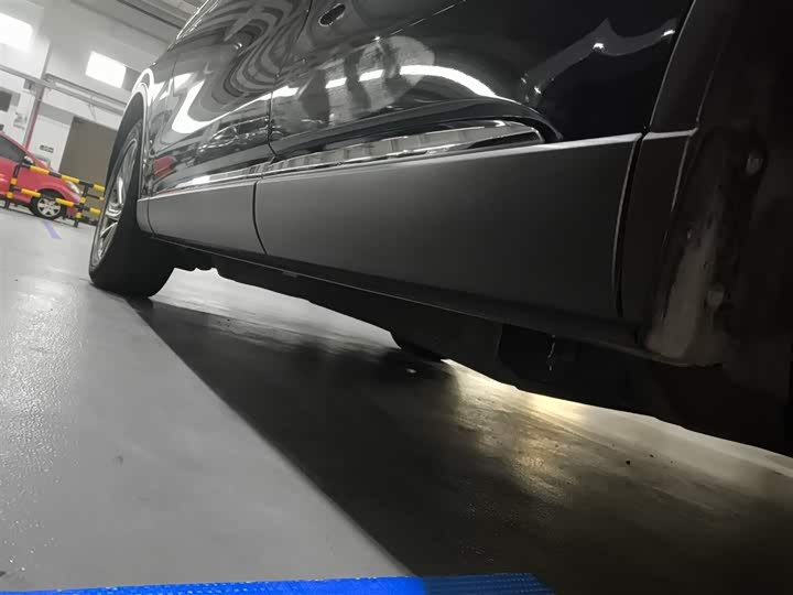 Фото 22 - Lincoln Aviator