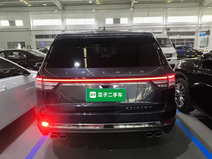 Фото 6 - Lincoln Aviator