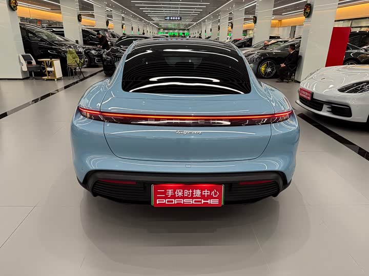 Фото 5 - Porsche Taycan