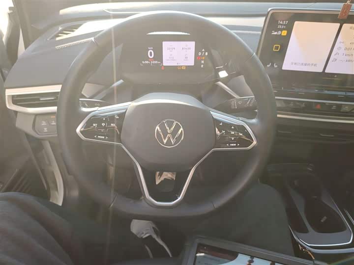 Фото 11 - Volkswagen ID.4 Crozz