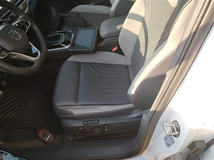 Фото 15 - Volkswagen ID.4 Crozz