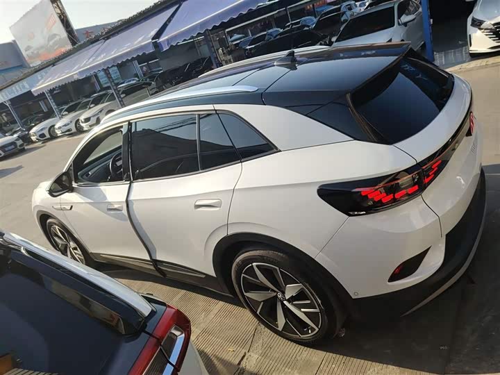 Фото 5 - Volkswagen ID.4 Crozz