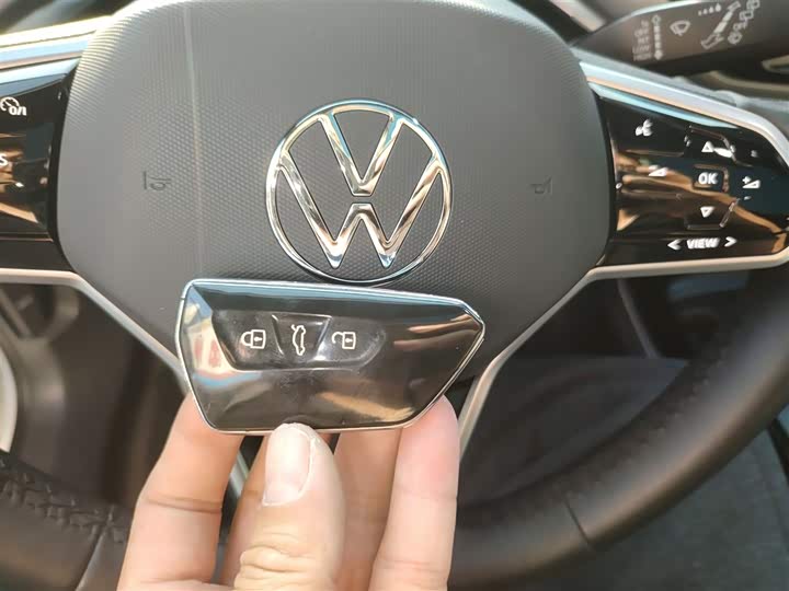 Фото 9 - Volkswagen ID.4 Crozz